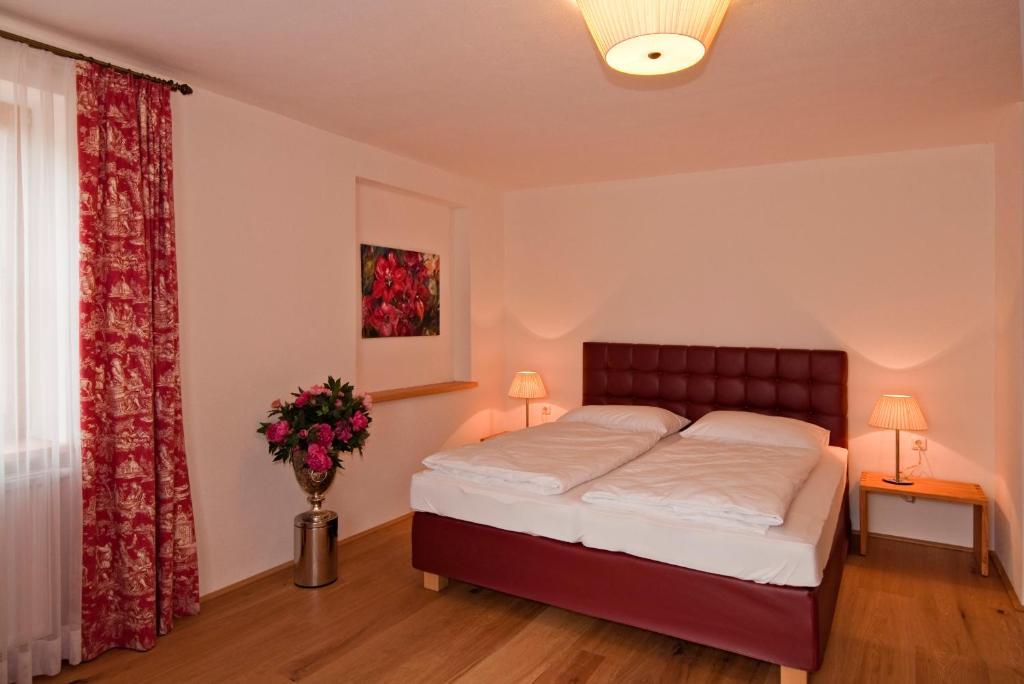 Gaestehaus Schloss Bernau Fischlham Quarto foto